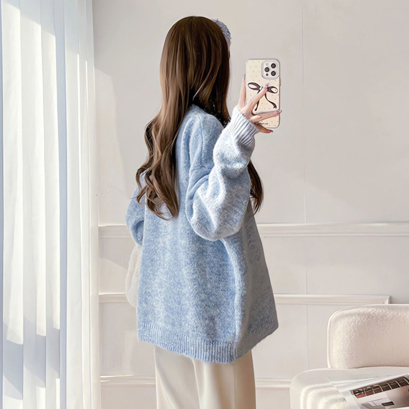 Nėščiųjų megztinis viršutinis – TR audinys, PVC ≤30%, apvali kaklo linija, princesės rankovės, įprastas kirpimas, elegantiškas retro stilius