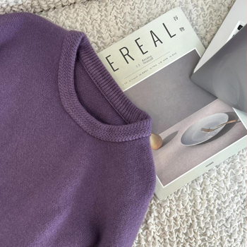 Trudnička pletena haljina, labav kroj, okrugli izrez, dugi rukavi, poliester-elastan smjesa (30–50% elastana)