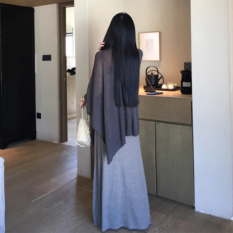 Trudnički set za proljeće-ljeto 2025: pleteni kardigan i haljina na trakice, francuski stil visoke klase