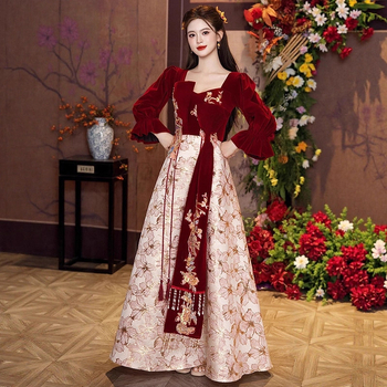 Rochie de mireasă cu mâneci lungi, croială în A, talie înaltă, fustă lungă, toamnă 2025