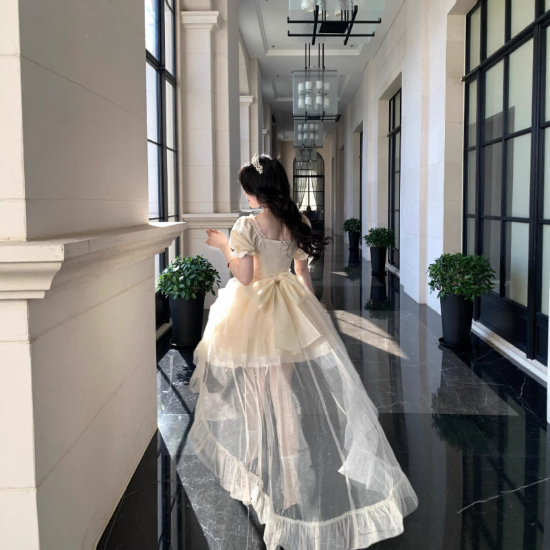 Jakard haljina s visokim strukom, polo ovratnik, kratki puff rukavi, srednja duljina, književno-retro stil