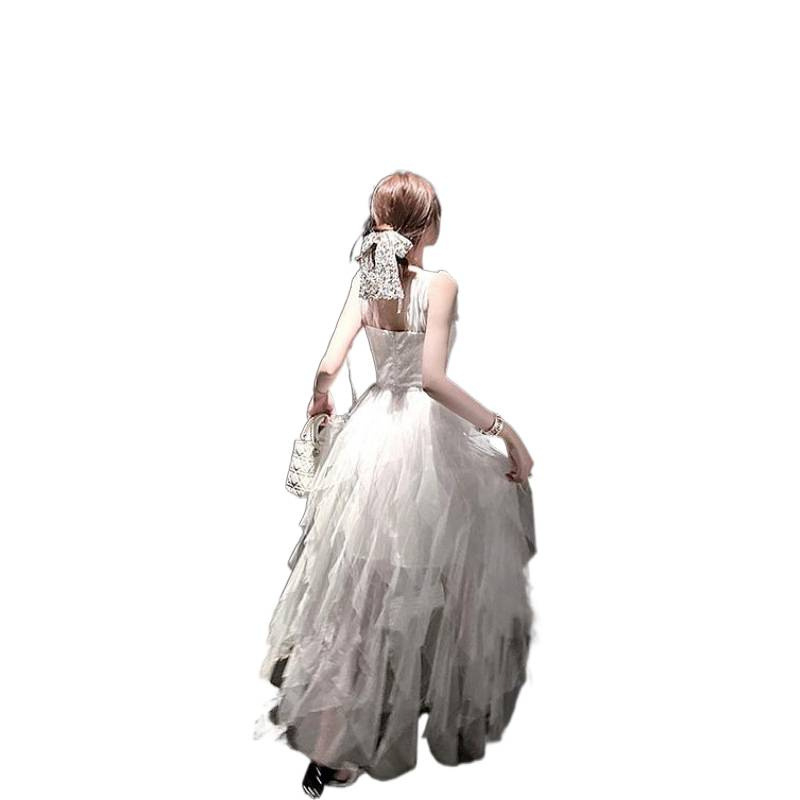 Rochie din plasă cu bretele, decolteu în V, fără mâneci, lungă, tiv asimetric