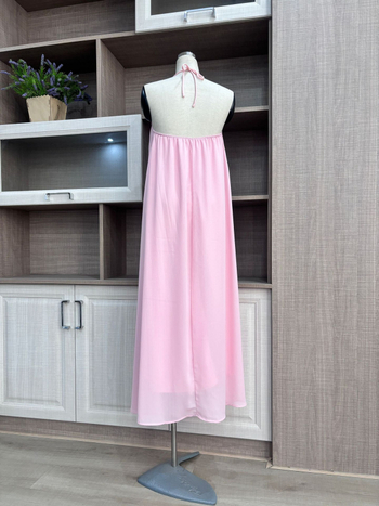 Hímzett chiffon ruha, A-vonalú, U-nyakkal, 3D hatás