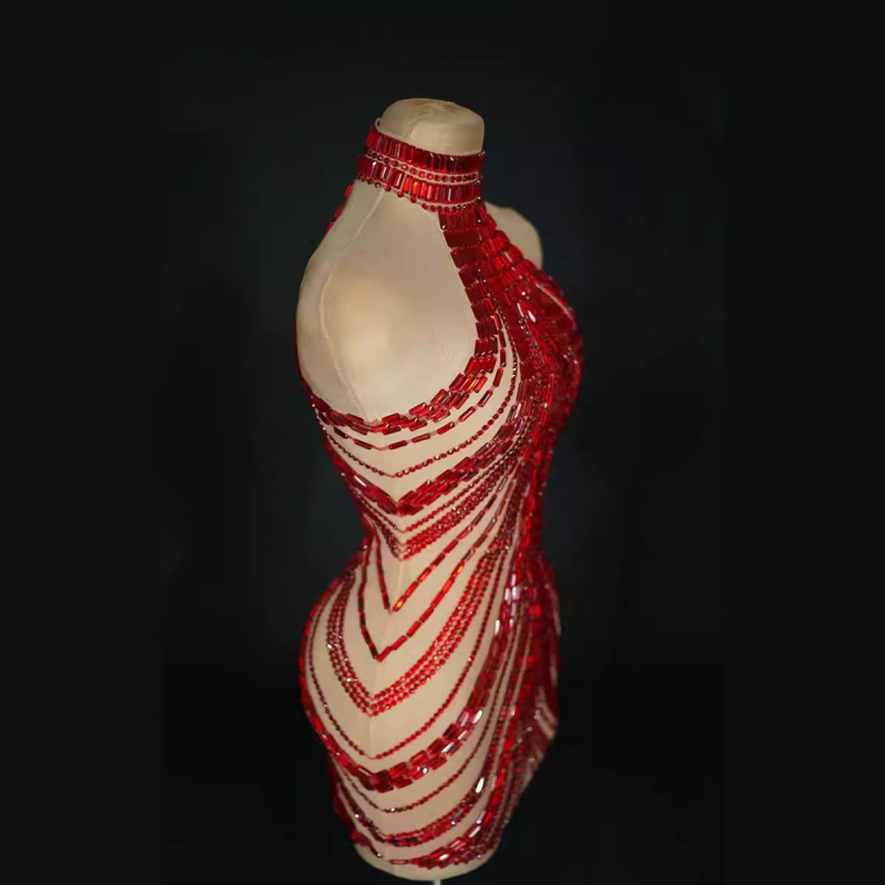 Φόρεμα — Halter Neck, χωρίς μανίκια, διαφανές πλέγμα με διαμάντι-διακόσμηση, κομψό και σέξι για πάρτι (Ύφασμα: βαμβάκι-πολυεστέρας; Κύριο περιεχόμενο υφάσματος: 95%+; Μανίκια: χωρίς μανίκια; Λαιμός: Halter; Τύπος φούστας: hip skirt)