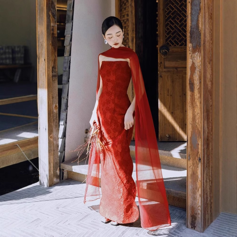 Vjenčana haljina za zaruke, bez rukava, tube-top fazon, A-linija silueta, duga suknja, struk srednje visine