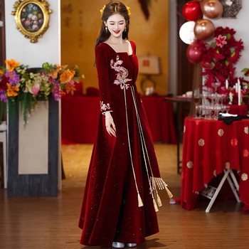 Esküvői fogadási ruha hosszú ujjú, magas derekú, A-vonalú szabás, hosszú szoknya, 2025 ősz