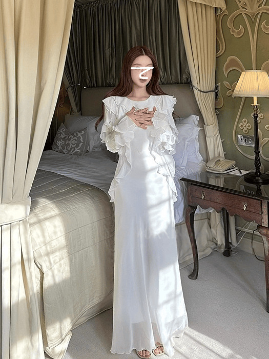 Lotuslevél szegélyű ruha, hosszú ujjú, kerek nyakú, magas derékvonal, hosszú ruha