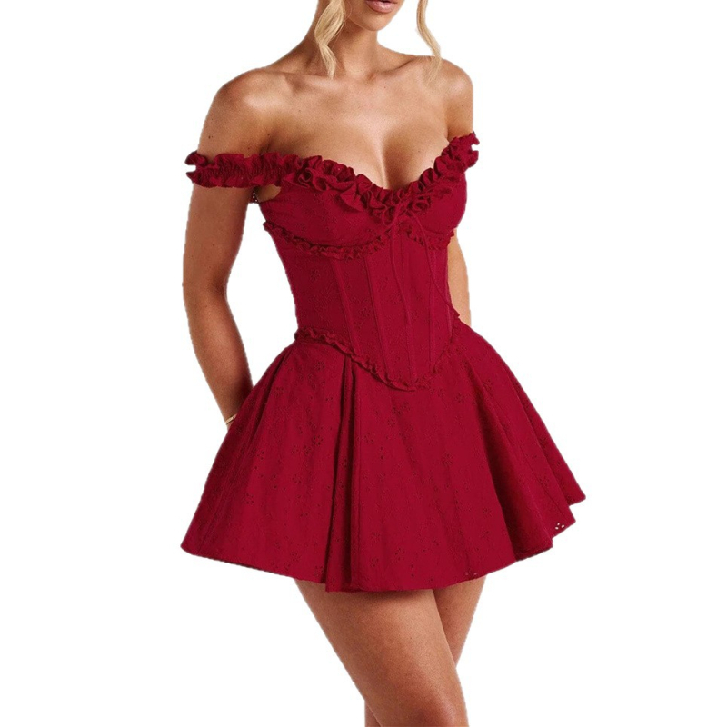 Čipkasta haljina bez naramenica, A-linija kroja, visokim strukom, kratka duljina