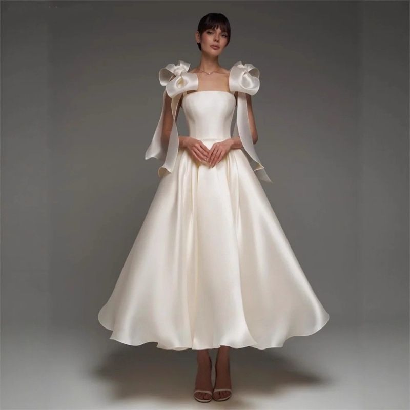 Poliester haljina A-linije, tanke naramenice, visok struk, midi duljina