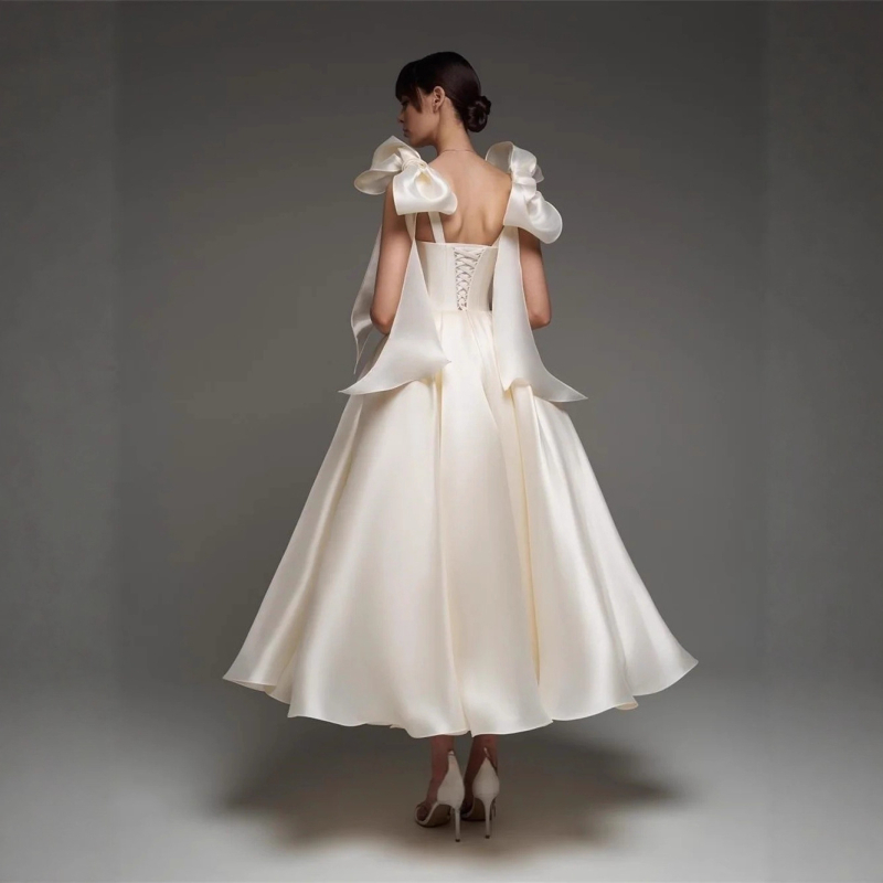 Poliester haljina A-linije, tanke naramenice, visok struk, midi duljina