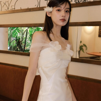 Сватбена рокля без презрамки, А‑линия, дълга пола, висока талия