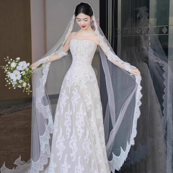 Vjenčana haljina bez naramenica - mali šlep, bez rukava, duga suknja, visok struk, tijesno krojenje