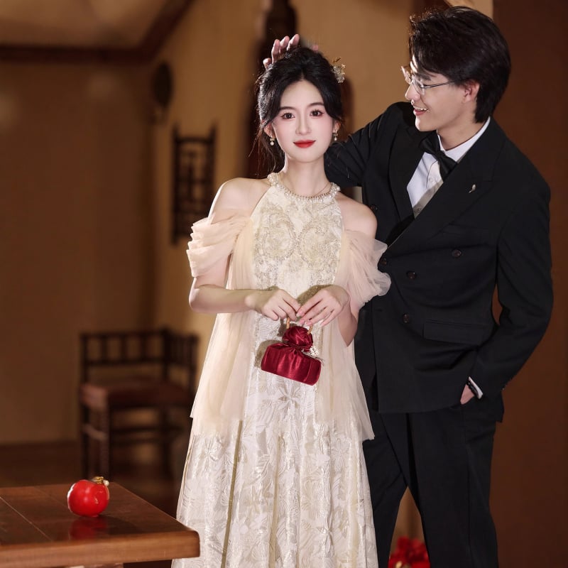 Vjenčana haljina za zaruke s halterom, A-linijskog kroja, visokim strukom, bez rukava, duga suknja