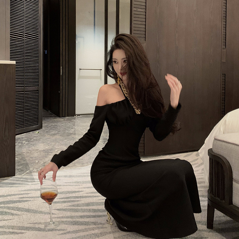 Večernja haljina s otvorenim ramenima, kristalnim izrezom, duga, V-dekolte, visokim strukom