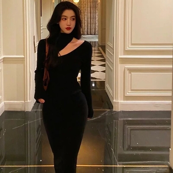 Haljina s otvorenim ramenima, pletena, midi duljine, vunasto-mješovita tkanina, visok struk