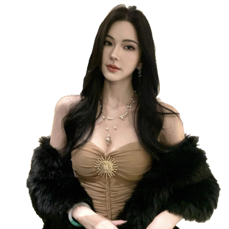 Ruha A-vonalú, hosszú, V-nyakú, magas derekú