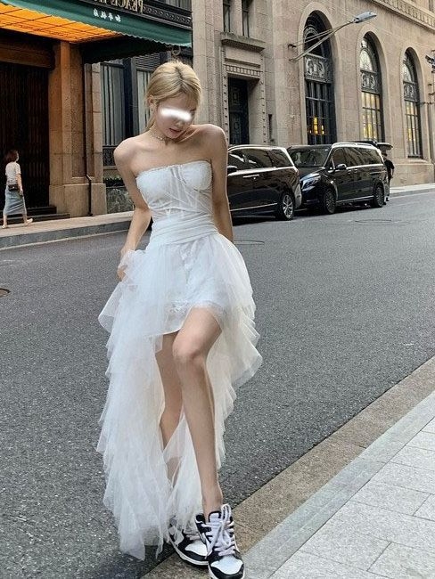 Ruha | Poliészter | Egyszínű | Aszimmetrikus szabású ruha | Ujjatlan | Magas derék (Poliészter; Egyszínű; Aszimmetrikus szabású ruha; Ujjatlan; Magas derék)