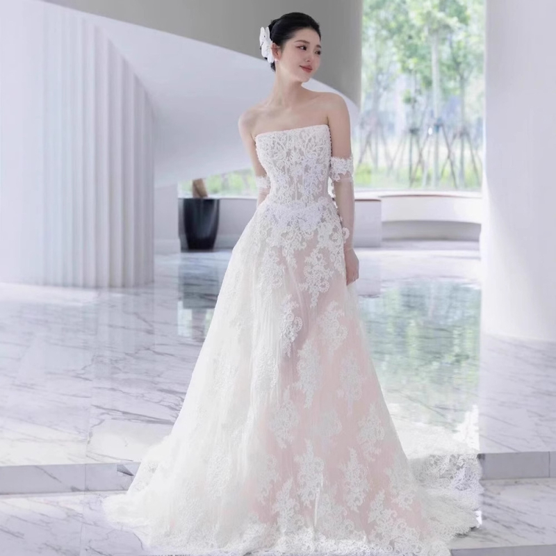 Bijela haljina za vjenčanje bez naramenica, lagana s malim šlepom, svečana haljina u stilu šumske vile, elegantna večernja haljina