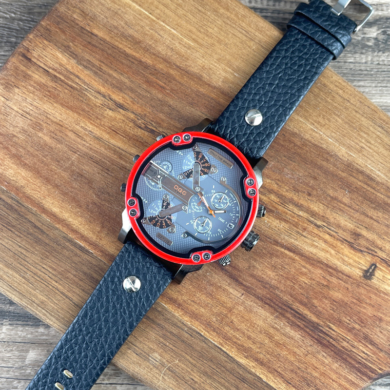 Férfi kvarcóra, Modell 095, 49 mm tárcsájú, 12 mm vastagság, ötvözet tokozás, PU szíj