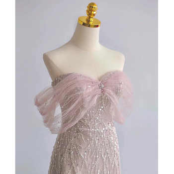 Estélyi ruha | magas derekú, halfarok sziluett, ujj nélküli, hosszú, poliészter anyagból