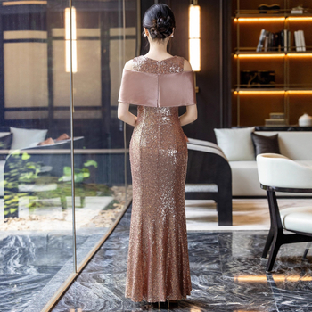 Rochie de seară cu paiete și fustă în formă de coadă de pește, decolteu în V profund, mâneci scurte, talie medie, material poliester