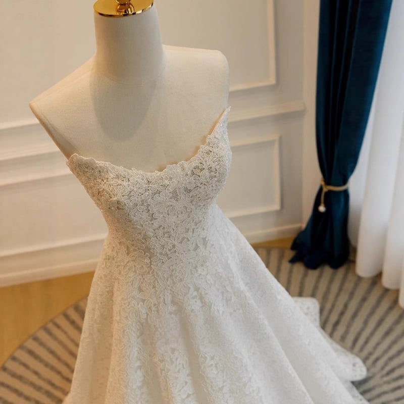 Váll nélküli menyasszonyi ruha, csipével, poliészter, A-vonalú szabás, magas derék