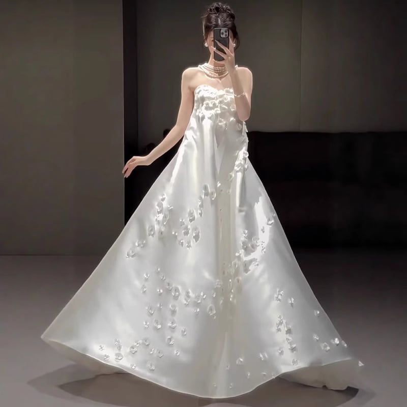 Rochie de mireasă fără bretele în stil franțuzesc, satin, croi A-line, lungă, talie înaltă, vară 2025