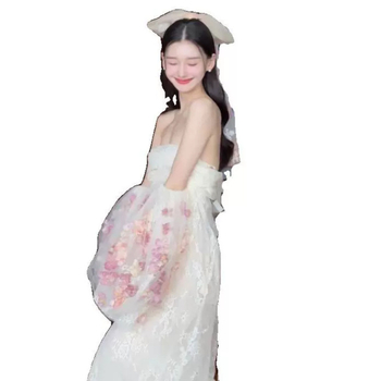 Сватбена рокля без презрамки, дълга пола с tutu стил и висока талия