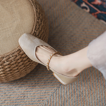 Γυναικεία Παπούτσια για Παρανύφες: Τετράγωνη Μύτη, Χαμηλό Τακούνι (1–3 εκ.), Επάνω Μέρος από Υπερ-Ίνες, Σόλα Καουτσούκ