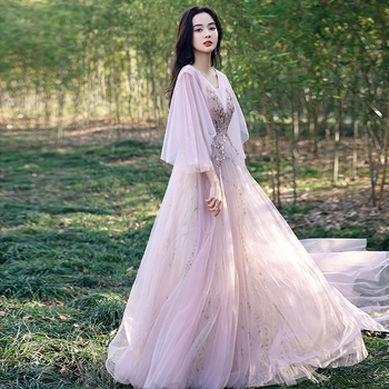 Hálószövetes estélyi ruha, mély V-kivágás, 80–90% poliészter, partihoz illő, Type A sziluett