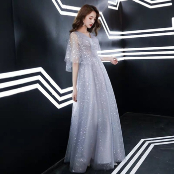 Koszorúslányoknak szóló estélyi ruha, mély V-nyakkal, Feifei ujjakkal, hosszú szoknyával, anyag acetát-poliészter keverék