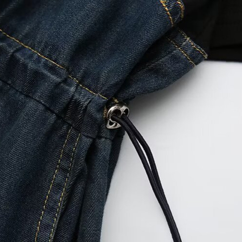 Ljetna haljina za plus veličine s kratkim rukavima, lažni dvodijelni denim izgled, naglašena linija struka, srednja duljina