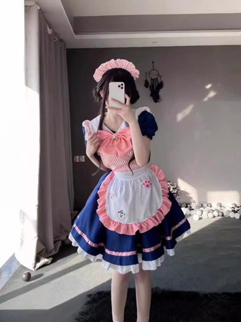 Lolita stilā kalpones cosplay kleita, seksīgs skatuves kostīms; galvenais audums: poliesters (<30%); otrais audums: poliesters (<30%); sezona: vasara 2024.