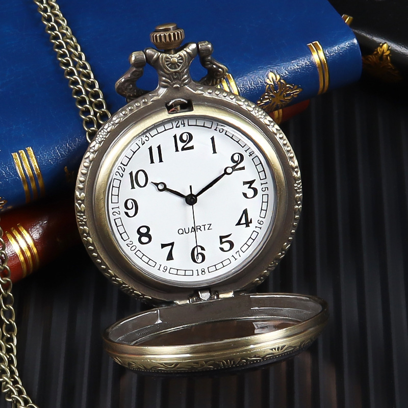 Мъжки джобен часовник, ретро дизайн, класически сгъваем капак, носталгично кварцово движение Seagull, LED движение, корпус от ковано желязо, водоустойчивост 20 м