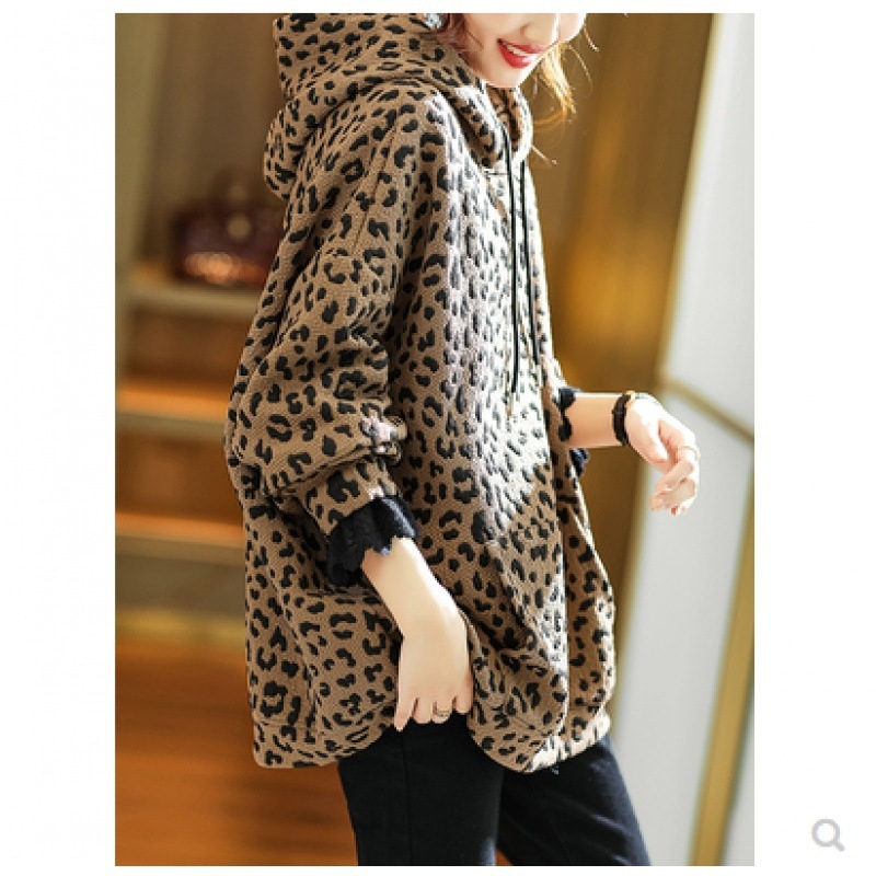 Ženska jakna s kapuljom i leopard printom, široki kroj, prednji zatvarač, debele poliester za zimu