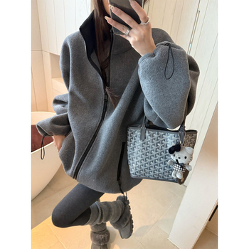 Ženska dvostruko obložena polar fleece jakna sa zipom, siva, stojeći ovratnik, dugi rukavi, ultra kratka duljina