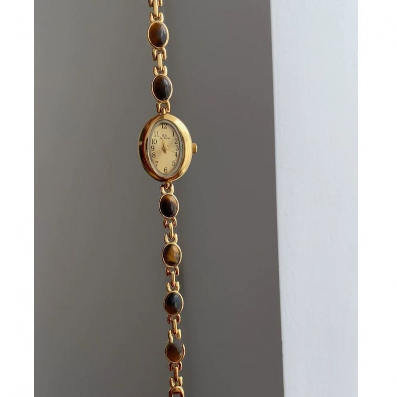 Sieviešu pulkstenis niche light luxury augstākās klases retro modes Maillard temperament — Biezums 10 mm; Nav ūdens izturība; Stils: Korejiešu stils; Izcelsme: Guangdong; Izlaiduma sezona: vasara 2025