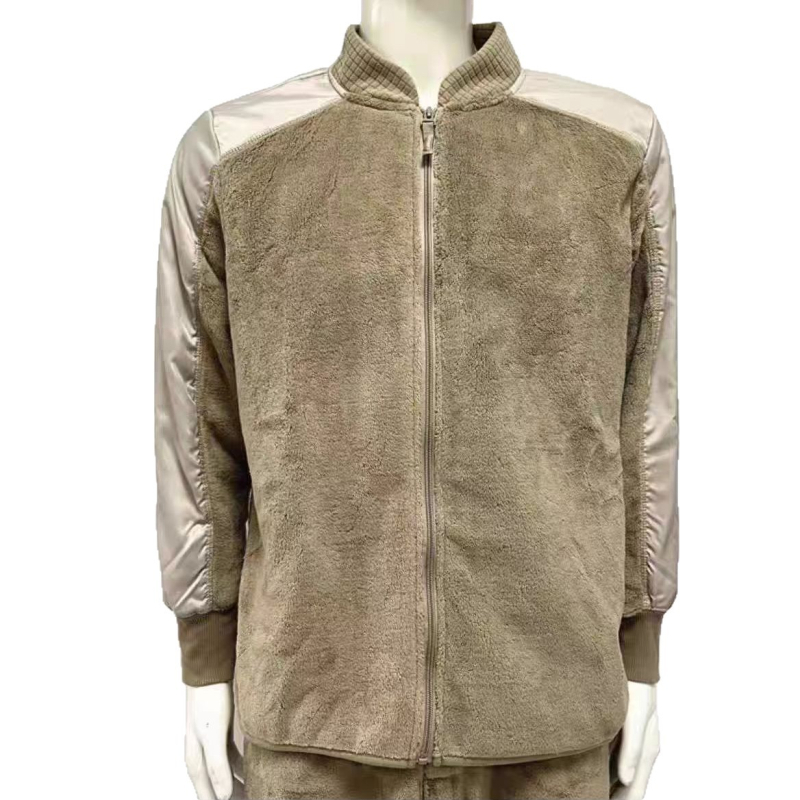 Flīsa jaka un bikses komplekts, stils: kombinēts flīss, audums: kokvilnas maisījums, oderes materiāls: poliesteris, pūšu saturs: 36