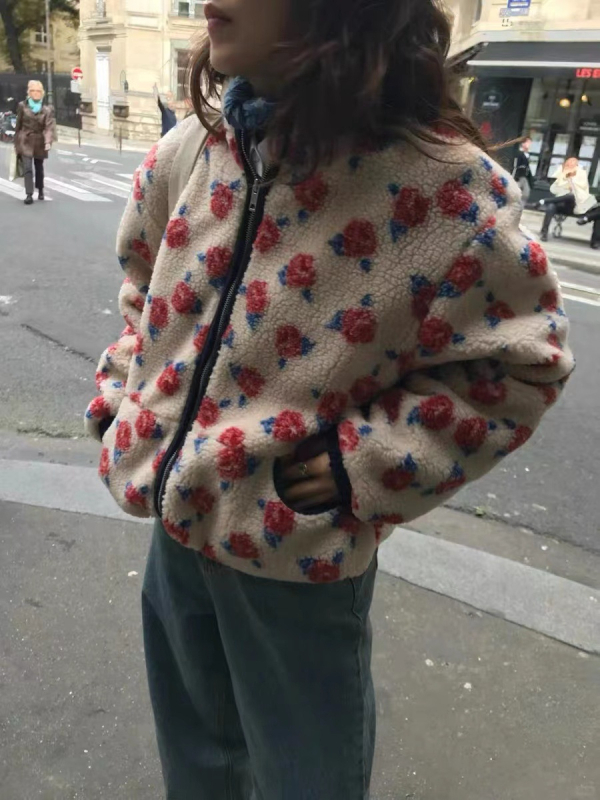 Fleece jakna s floralnim uzorkom, ležerni stil, zip zatvarač, stojeći ovratnik, polar fleece materijal (floralni uzorak, ležerni stil, zip zatvarač, stojeći ovratnik, polar fleece)