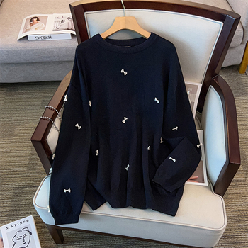 Moteriškas megztinis su apskritimo kaklu, A formos siluetas, vidutinio ilgio, ilgos rankovės