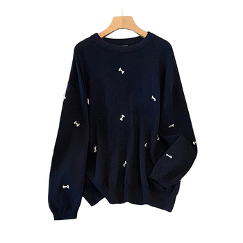 Moteriškas megztinis su apskritimo kaklu, A formos siluetas, vidutinio ilgio, ilgos rankovės