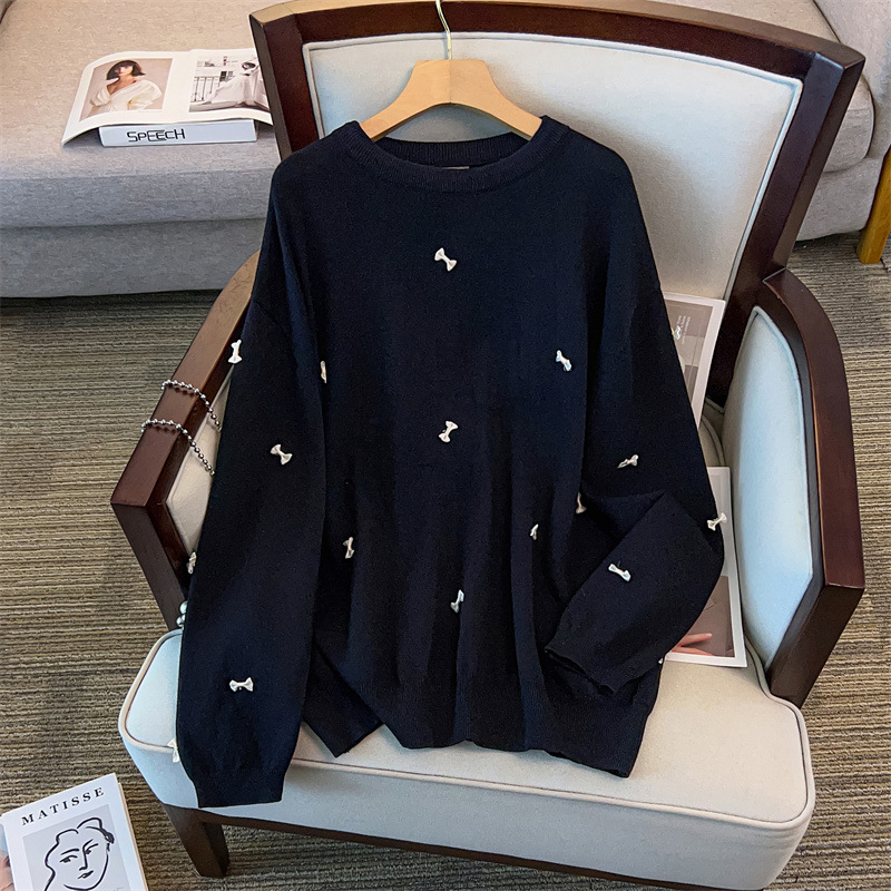 Moteriškas megztinis su apskritimo kaklu, A formos siluetas, vidutinio ilgio, ilgos rankovės