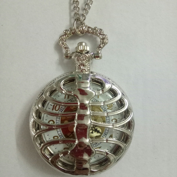 Ceas de buzunar cu lanț, în stil palat, mișcare cuarț, carcasă din aliaj, oglindă din plastic, model 8080