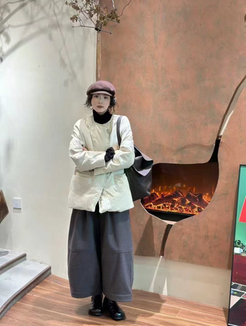 Geacă de iarnă pentru femei, mărime plus, croială lejeră, guler rotund, mâneci lungi, iarnă 2025, material exterior din bumbac, umplutură cu puf de rață 101–200 g, 86–90% puf, stil casual japonez/coreean