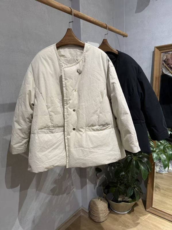 Geacă de iarnă pentru femei, mărime plus, croială lejeră, guler rotund, mâneci lungi, iarnă 2025, material exterior din bumbac, umplutură cu puf de rață 101–200 g, 86–90% puf, stil casual japonez/coreean