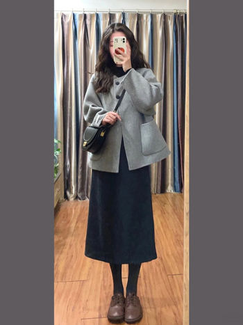 Sieviešu īss chenille mētelis ar kažokādas apkakli – japāņu-korejiešu casual stils, vienrindas pogas, kabatas, spandex maisījums, pavasaris 2025