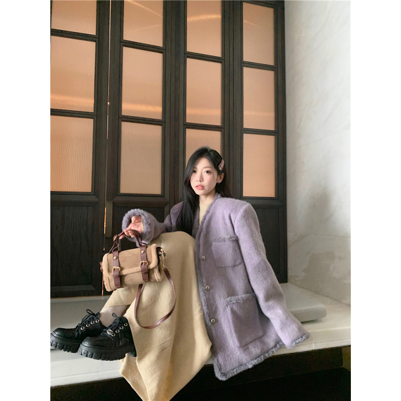 Palton din lână cu design retro, lungime medie, guler V, mâneci lungi, croială lejeră, detaliu patchwork, primăvară 2025