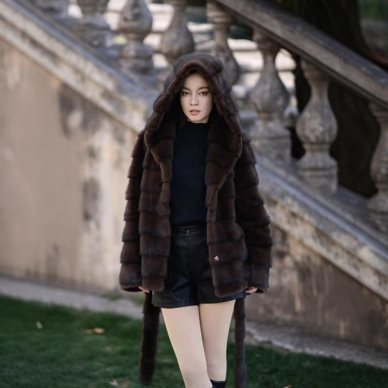 Palton din blană artificială de vizon, lungime medie, glugă, mâneci lungi, stil urban