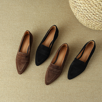 Loafers damă – vârf rotund – partea superioară din piele naturală – căptușeală din piele de porc – toc mic și gros – deschidere joasă