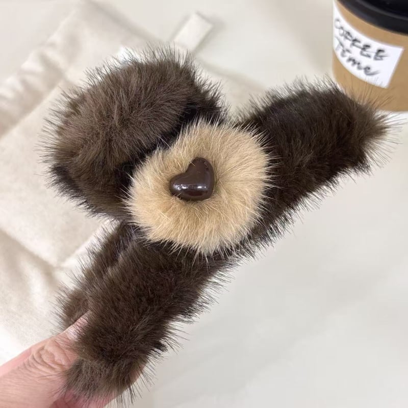 Щипка за коса Shark Clip • ръчна изработка • луксозен стил • материали: смесени материали • за жени • аксесоар за глава • Зимна колекция 2025